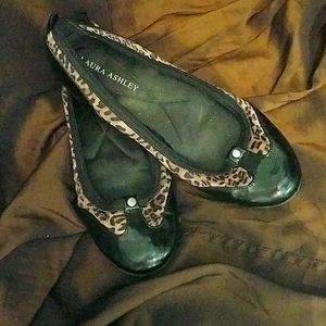 Laura Ashley Extra Comfortable Multi-tone Ballet Flats size 7.5